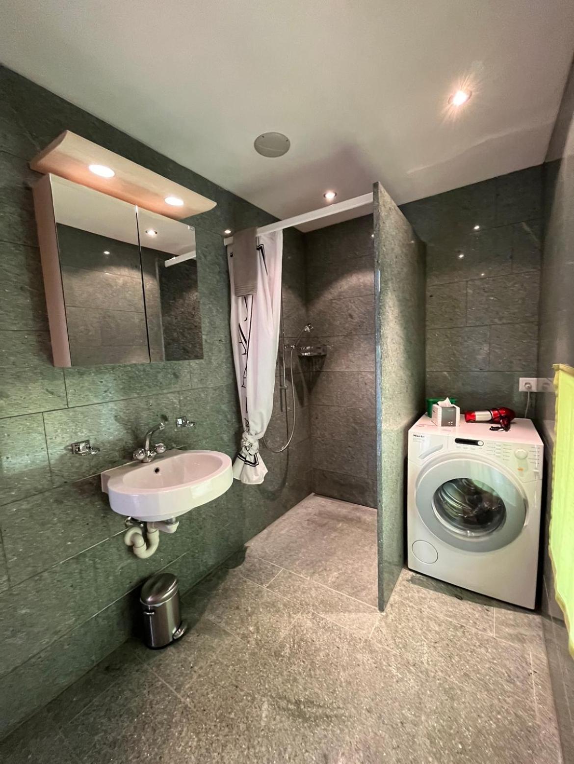 Niederweningen Conny'S B&B المظهر الخارجي الصورة