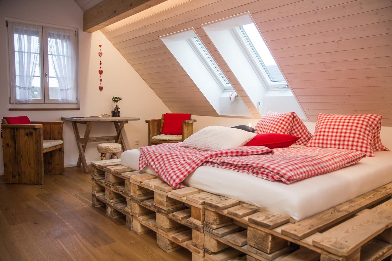 Niederweningen Conny'S B&B المظهر الخارجي الصورة