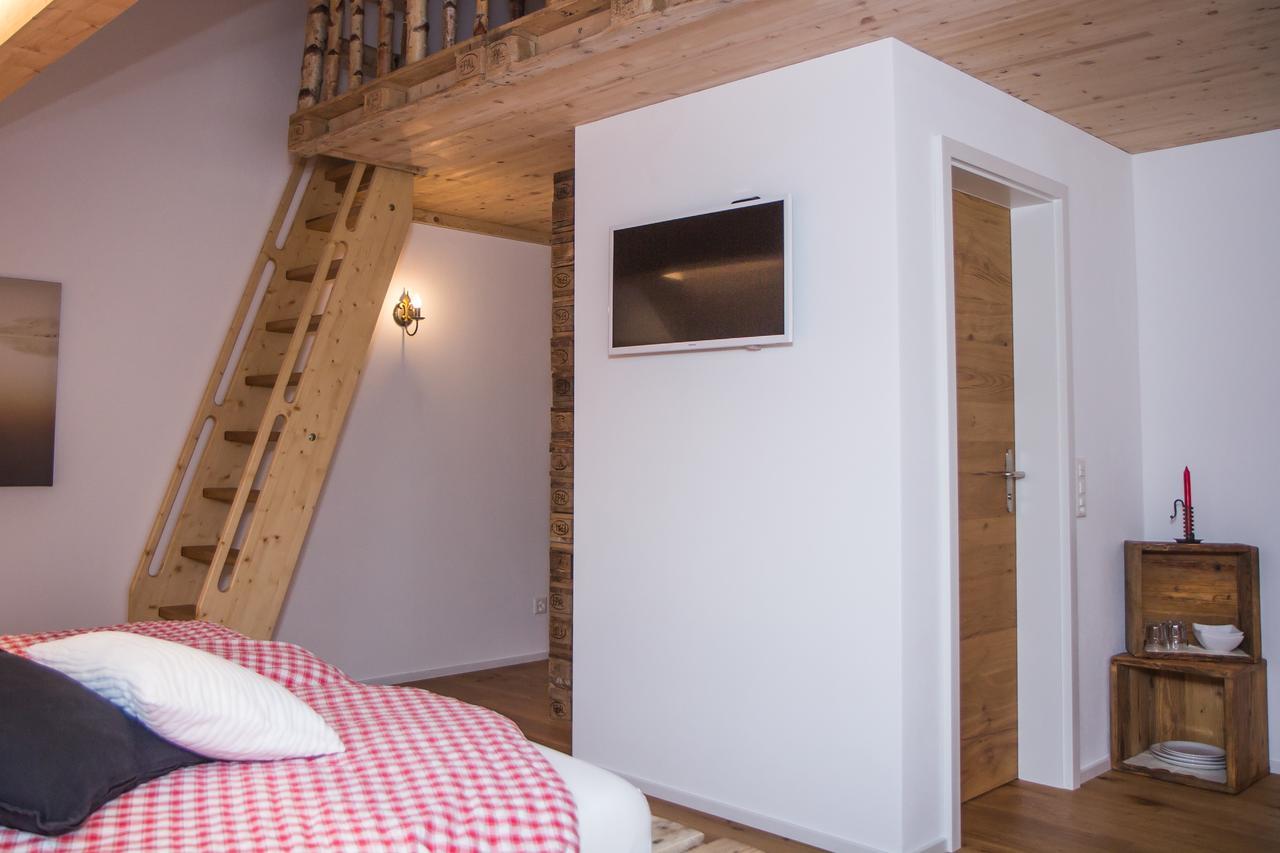 Niederweningen Conny'S B&B المظهر الخارجي الصورة