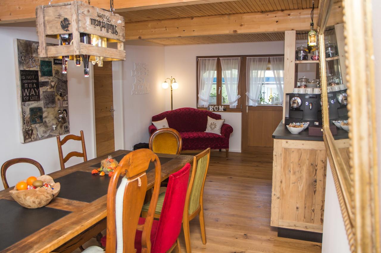 Niederweningen Conny'S B&B المظهر الخارجي الصورة
