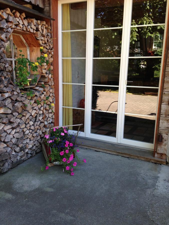 Niederweningen Conny'S B&B المظهر الخارجي الصورة